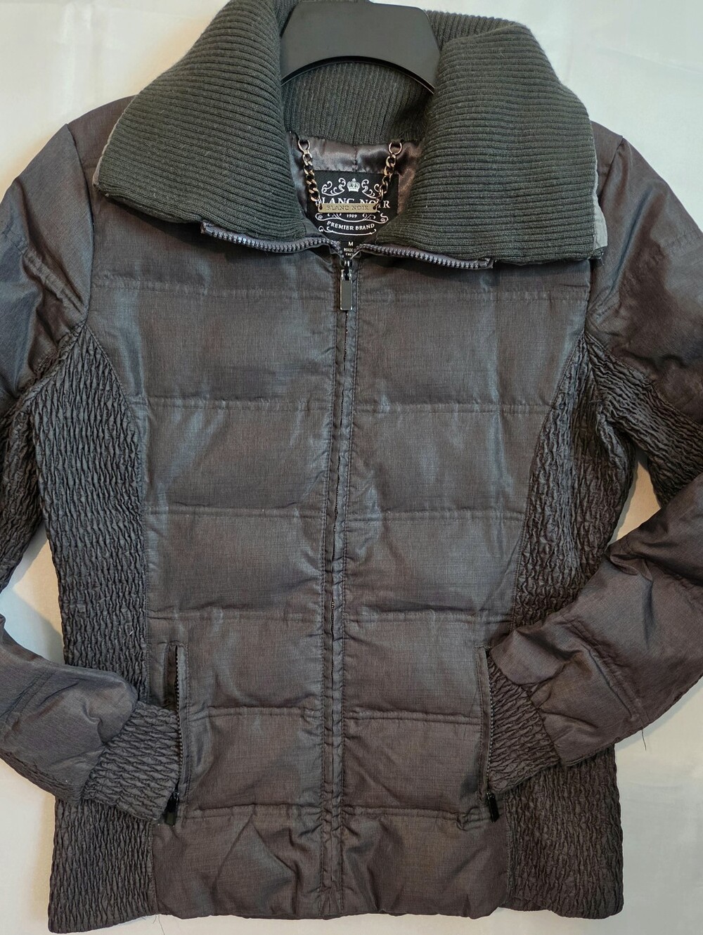 Blanc Noir Black Quilted Puffer Jacket with Ribbed Collar. M